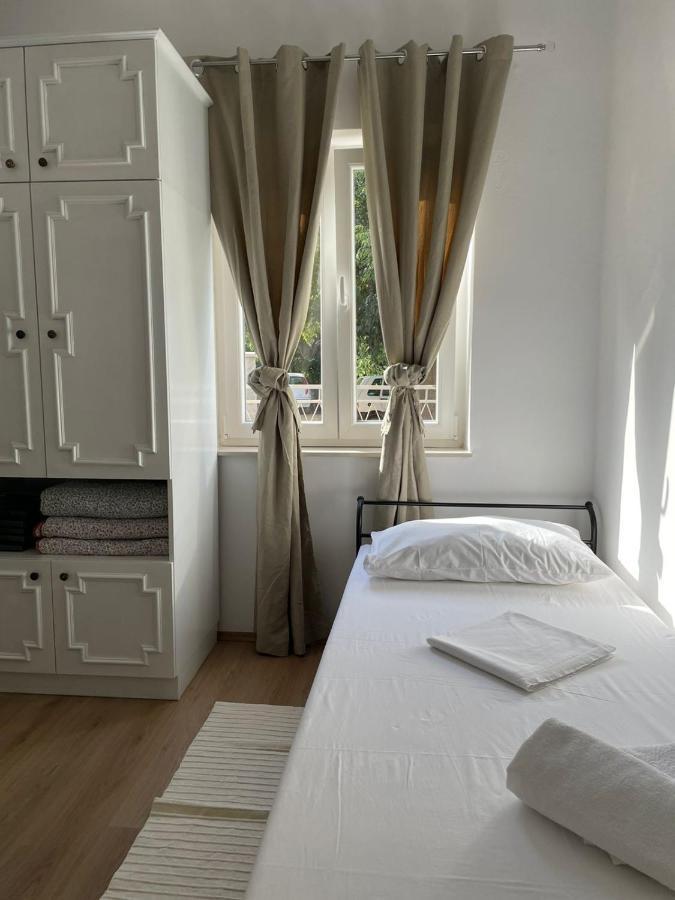 Holiday House Fila 图兰杰 外观 照片
