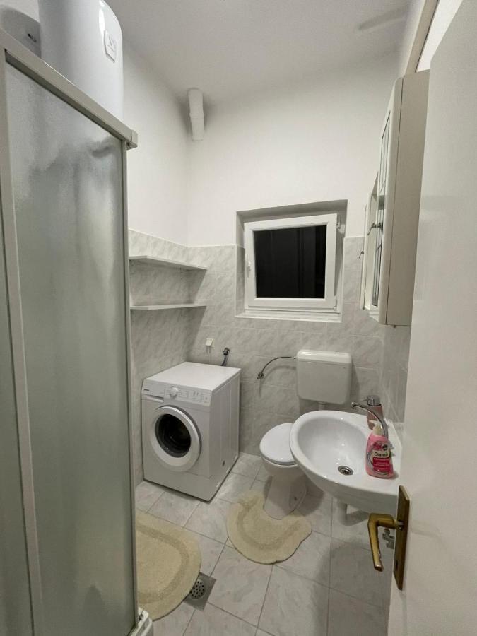 Holiday House Fila 图兰杰 外观 照片