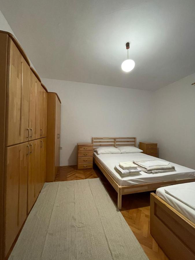 Holiday House Fila 图兰杰 外观 照片
